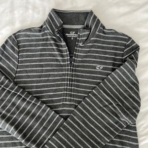 NWOT Vineyard Vines quarter zip